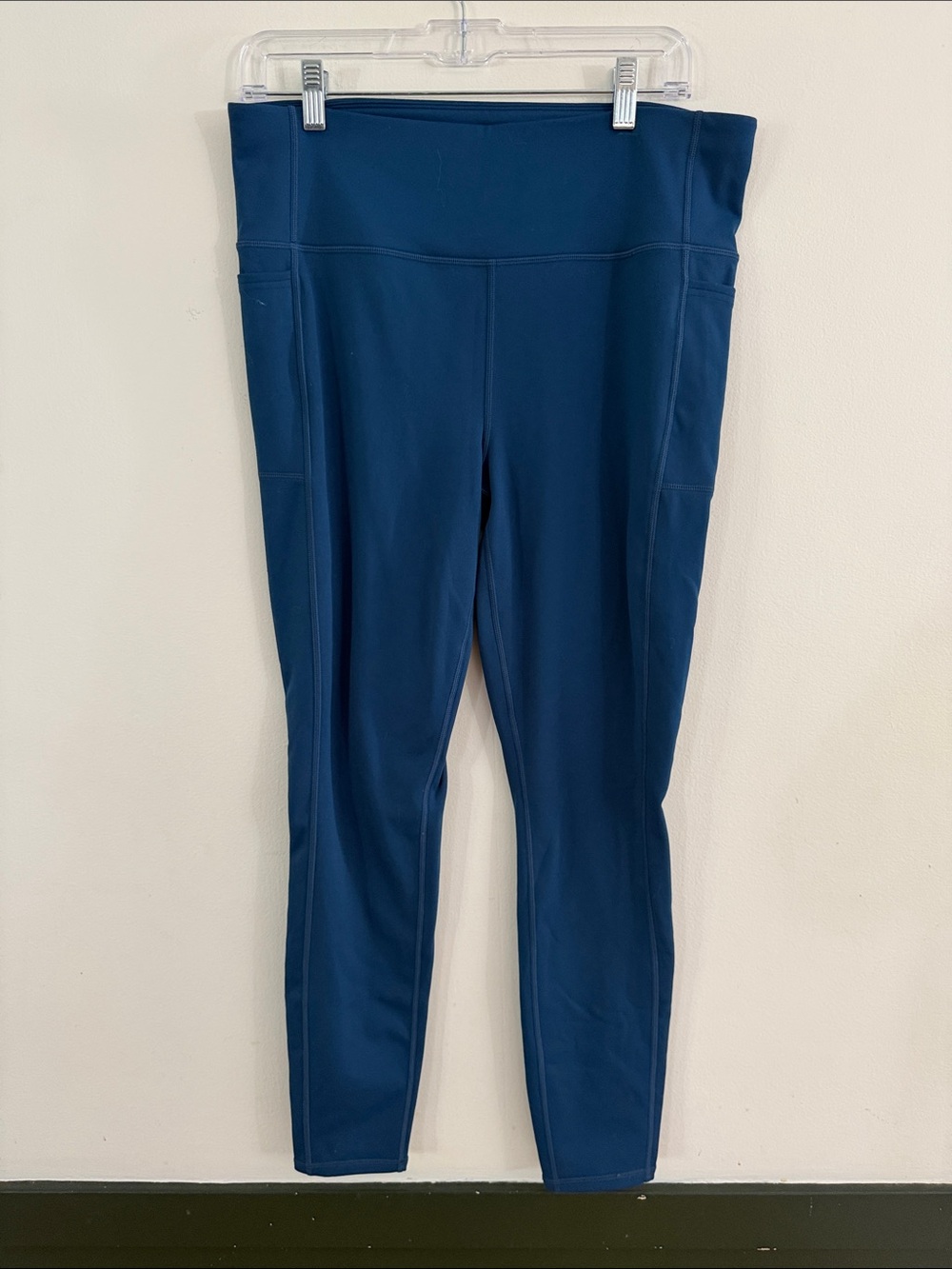 Skechers High-Waist Performance Leggings in Deep Teal